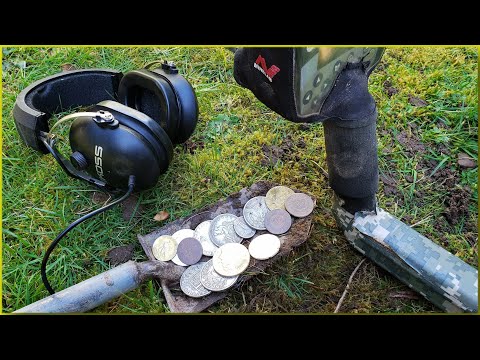 Видео: Небольшой КОП Поиск Монет c Металлодетектором E-Trac США 2020  (Metal Detecting Seattle April1 2020)