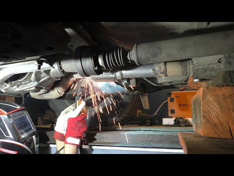 Видео: 9.Замена гофры и ремонт выхлопной Ford Escape