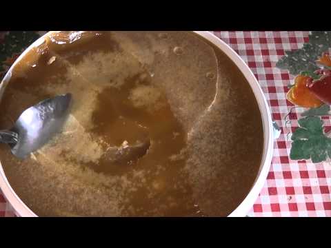 Видео: расфасовываю закристлизованный мёд