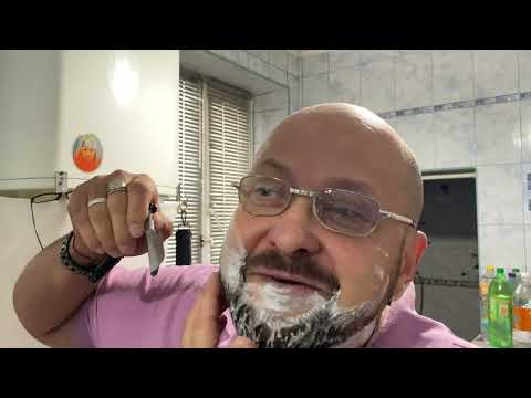 Видео: Експрес стрижка і окантовка бороди та гоління опасной бритвой #опаснаябритва #заточкабритв #правка 