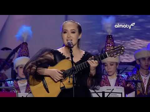 Видео: Айзат Қарабек-“ Жылжиды аққу” әні Ж.Әлімханов сөзі: К.Салыков