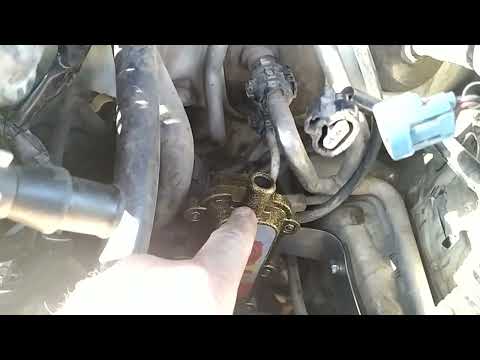 Видео: Установка подогревателя двигателя Лунфей на toyota Ipsum sxm10, 3s-fe, 2000г.