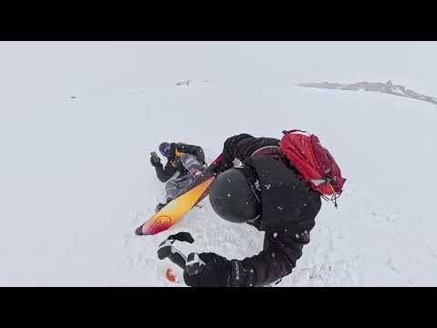 Видео: Зима близко! Фрирайд  Эльбрус 10 октября 2025 спуск с 4400