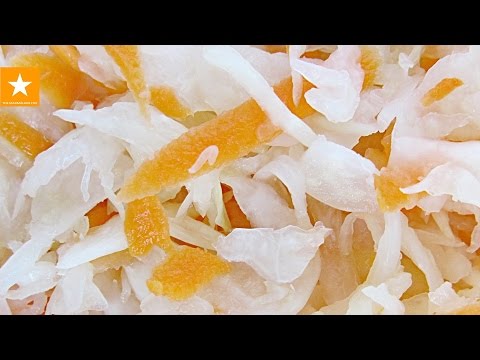 Видео: ИДЕАЛЬНАЯ КВАШЕНАЯ КАПУСТА - рецепт и секретики от Мармеладной Лисицы