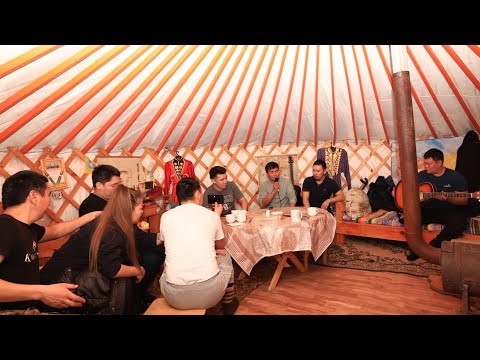 Видео: В холодный зимний вечер греем душу калмыцкими народными песнями Дима ,Байртэ,Кутлан
