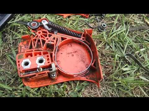 Видео: ECHO 350 WES repair chain stop system Замена тормозной ленты