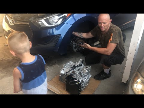 Видео: Снятие и установка коробки передач Hyundai Elantra 2014-2017