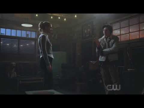 Видео: betty & jughead | Он бросал меня пару раз...