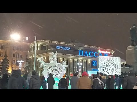 Видео: Новый Год в Екатеринбурге Салют 2021 - 1 января 2021