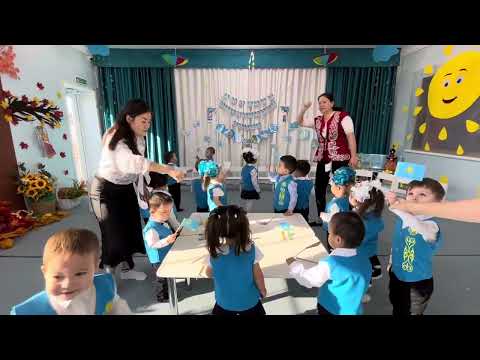 Видео: День Республики Казахстан 🇰🇿 2025 группа «Гномики»