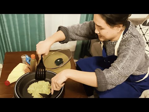 Видео: Муж готовит японское блюдо Окономияки на ужин | Японские будни