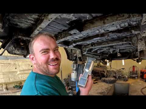 Видео: Очистка дна от коррозии при помощи лазера | Обработка антикоррозийным составом |Hyundai Grand Starex