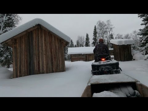 Видео: Снегоход Стелс Мороз, едем на вторую избу, охота на глухарей, день второй!