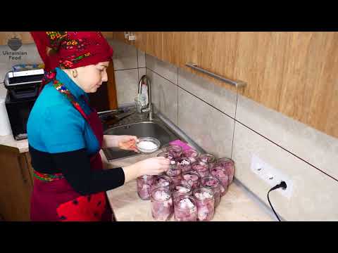 Видео: ГОТУЄМО В СЕЛІ! ДОМАШНІ КОНСЕРВИ ЗА КОПІЙКИ, ЩО ВРАЖАЮТЬ СМАКОМ!