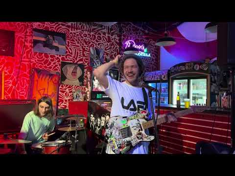 Видео: Шумозавры - 21 апреля 2024 - Санкт-Петербург, Поддон, RAW POP FEST #2