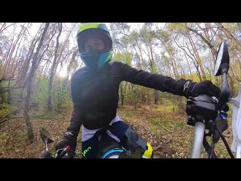 Видео: Вздовж р. Дніпро на 2х Lifan KPX250.