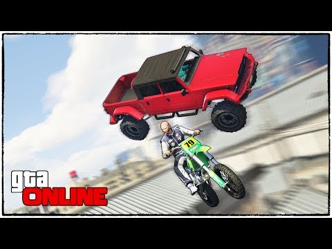 Видео: ДИЧАЙШАЯ ТРОЛЛЬ ГОНКА ПРОТИВ ЧИТЕРА НА БАЙКЕ В GTA 5 ONLINE (ГТА 5 ГОНКИ)
