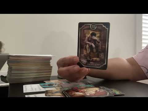 Видео: Она планирует публичную конфронтацию, чтобы опозорить тебя, она думает, что сможет заставить тебя...