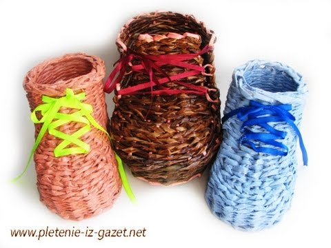 Видео: ═► Плетение из газет ботинка. Часть 1.