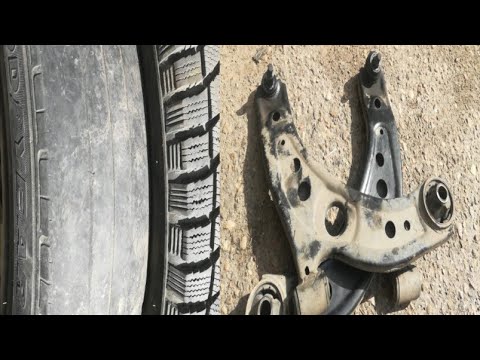 Видео: Замена рычага (шаровой) Toyota passo , СЪЕЛО РЕЗИНУ  ужас!!!!