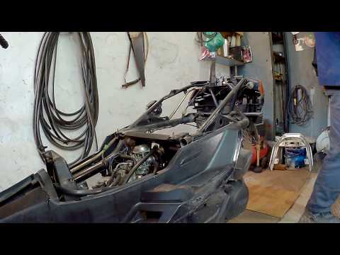 Видео: Yamaha Majesty 250 - Разборка подробно
