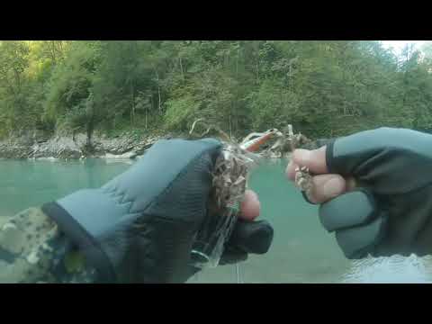 Видео: ￼ В поисках пятен #рыбалкасгидом #абхазия #поймалотпусти #форель 