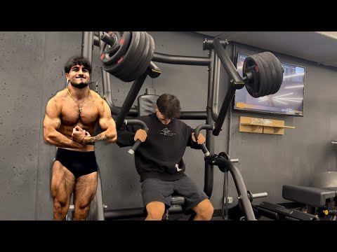 Видео: Искам гърдите ми да станат ТВЪРДИ като камъни!