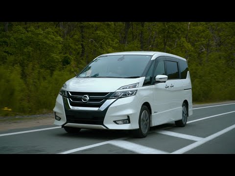 Видео: НЕ ГИБРИДНЫЙ ГИБРИД Nissan Serena