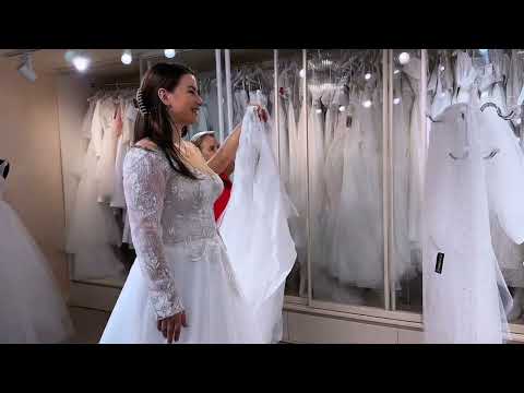 Видео: Примерочная невесты. Какое платье выбрала невеста? Реальная примерка в салоне 👗