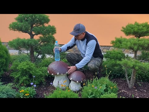 Видео: ИЗ ОБЫЧНЫХ ПЛАСТИКОВЫХ БУТЫЛОК МОЖНО СДЕЛАТЬ КРАСОТУ НА ЛЮБОЙ КЛУМБЕ! 