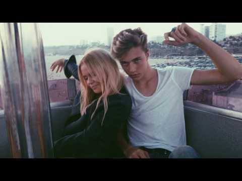 Видео: D1N - Невыносимо (Премьера 2017)