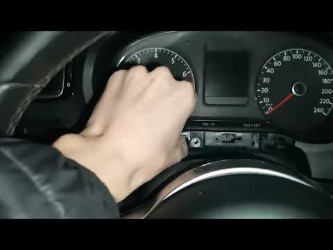 Видео: Фольксваген поло снятие приборной панели за минуту