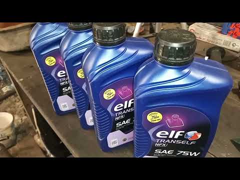 Видео: Замена масла МКПП на Дачии Сандеро/Логан 1.4