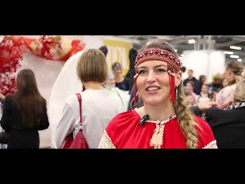 Видео: Показ костюмов русского стиля от «Терем Княжий»