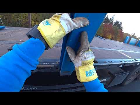 Видео: Сборка бортов полуприцепа KÖGEL / одному не просто / Немецкий Дальнобой