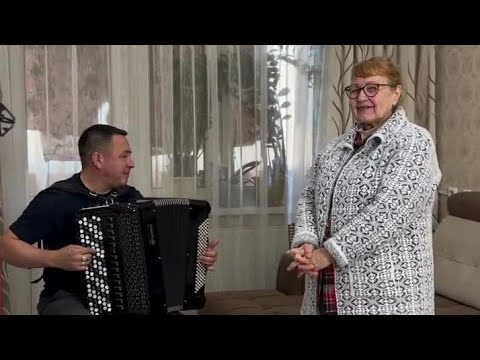 Видео: Шикарное исполнение под баян