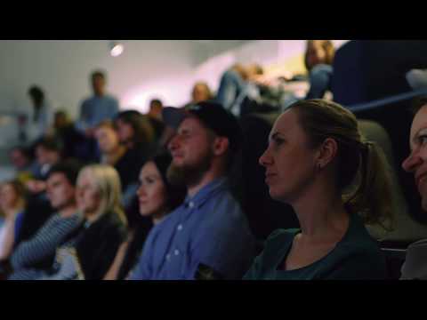 Видео: ТРЦ ОХТА МОЛЛ и ОХТА LAB представляют:   "БеспринцЫпные чтения: Чувство долга"