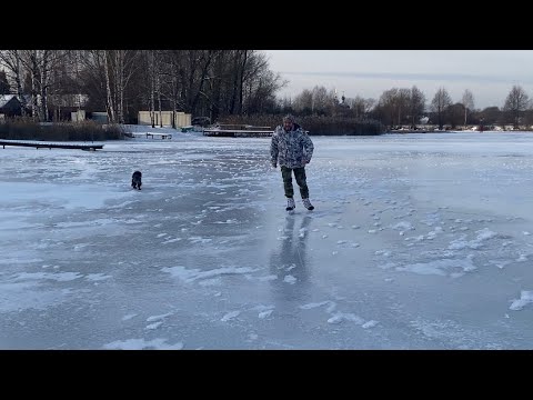 Видео: Достроил пристройку. Катаемся на коньках по реке.