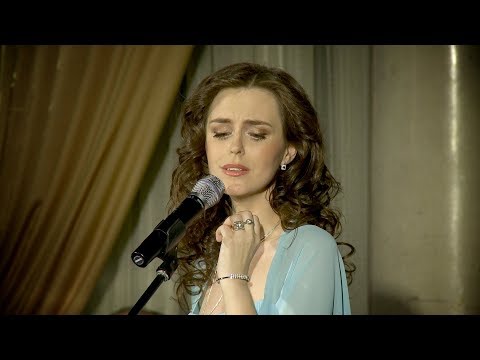 Видео: Алёна Биккулова – В лунном сиянии