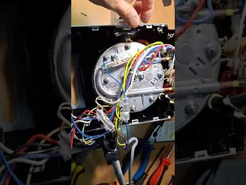 Видео: BrAun CareStyle 7 Pro.  Нету подкачки воды