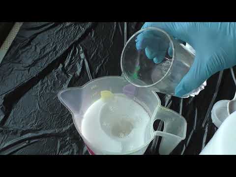 Видео: Как приготовить МЕДИУМ для акриловых красок из ПВА/Жидкий акрил для начинающих/