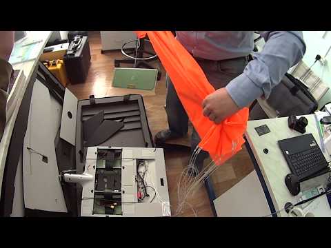 Видео: Как укладывать парашют беспилотника SuperCAM s250