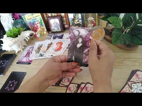 Видео: Нужна ли съм или си фантазирам???Гледане на карти Таро