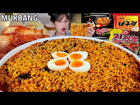 Видео: ASMR 🔥 Корейская смешанная лапша 🍜 Булдак + Нёгури + Чин Чампон MUKBANG