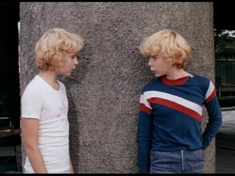 Видео: Приключения Электроника 1 серия (1979)