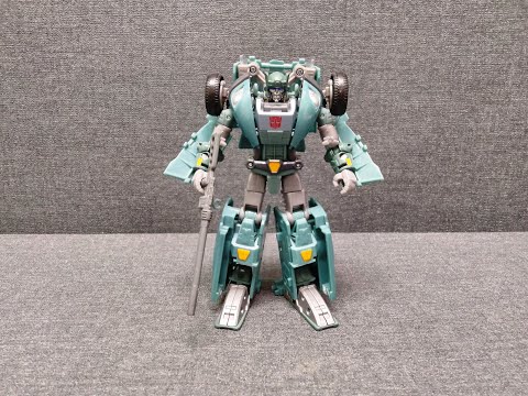 Видео: Обзор трансформера Sergeant Kup - Deluxe class - Generations Transformers. Музей Р-ТФ.