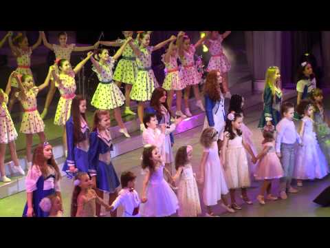 Видео: " Мама первое слово",шоу-группа Саманта БКЗ