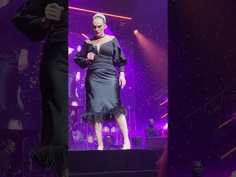 Видео: Елена Ваенга. Концерт в БКЗ Октябрьский 13.10.2025г. Второе отделение. 