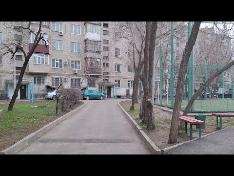 Видео: Дом 14 подъезд 8 обзор дома и двора в г Талдыкорган
