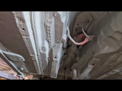 Видео: BMW E60 борьба с ржавчиной на днище, посмотрите что получилось